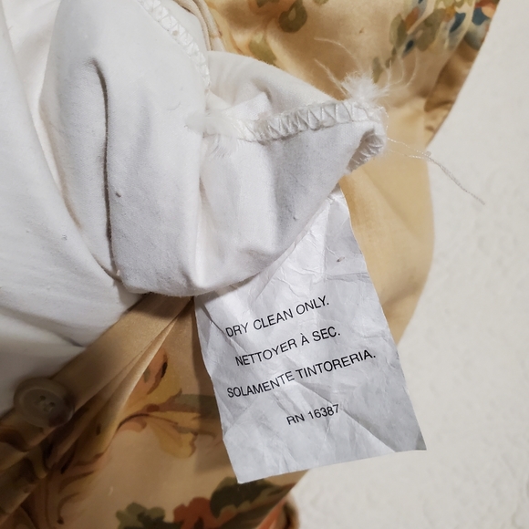 Ralph Lauren Blue Label Pair of Sussex Garden Throw Pillows - Picture 6 of 7